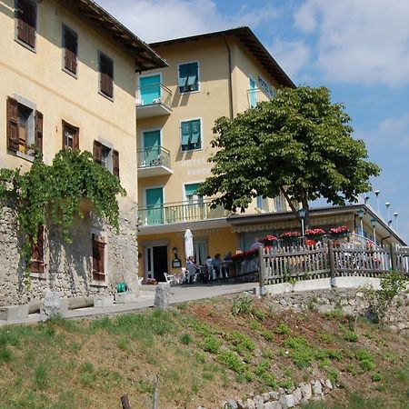 Hotel Panorama Riva del Garda Dış mekan fotoğraf